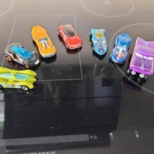9x hotwheels auto, Kinderen en Baby's, Speelgoed | Speelgoedvoertuigen, Verzenden, Gebruikt