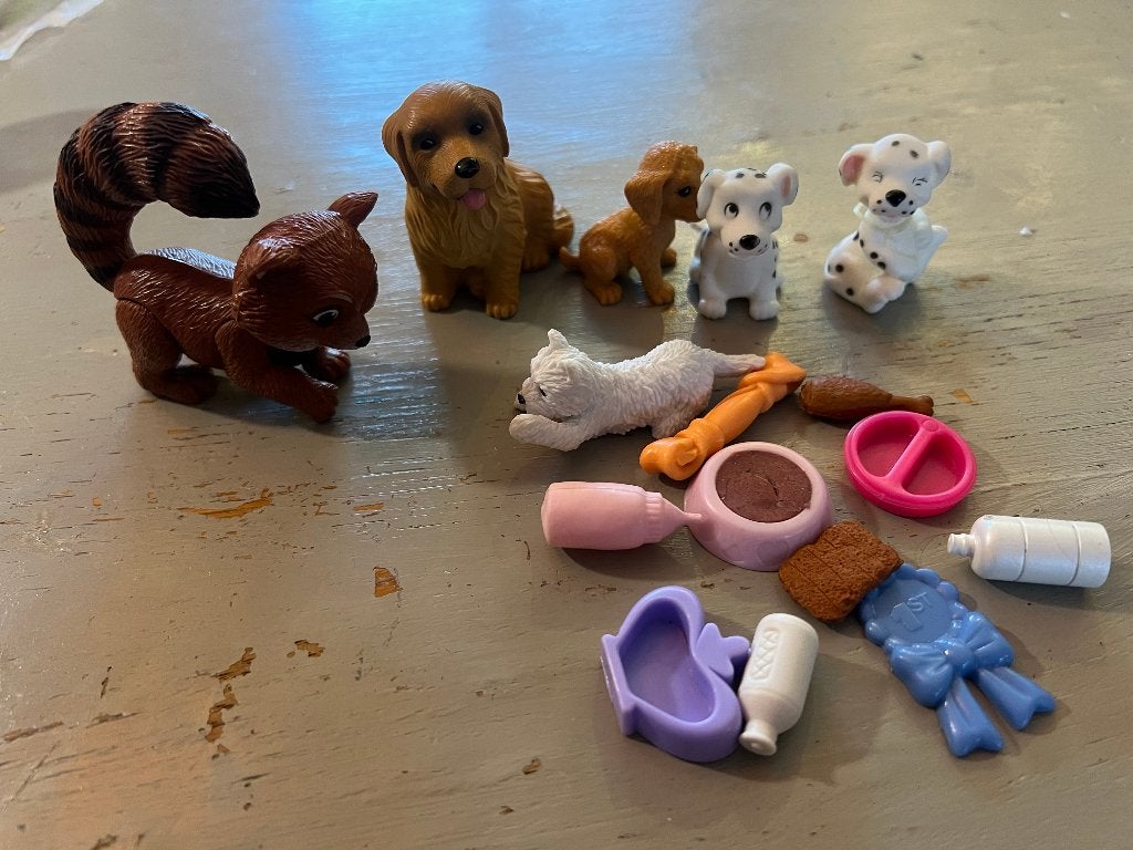 Barbie Mattel barbiepoppen hondjes huisdieren accessoires, Ophalen of Verzenden, Zo goed als nieuw, Barbie
