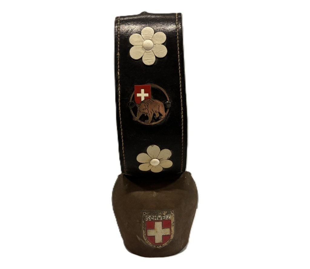 Zwitserse koebel met leren band, edelweiss en beer, Ophalen of Verzenden