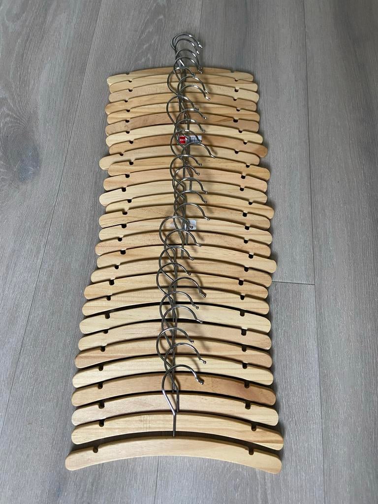 28x Houten Kledinghangers - Hema, Kleding | Dames, Kledinghangers, Ophalen of Verzenden, Zo goed als nieuw, Hout, Kinderen en Volwassenen