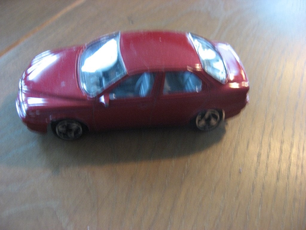 rode Alfa Romeo 156 1/43 van Bburago, Verzenden, Zo goed als nieuw, Auto, Overige merken