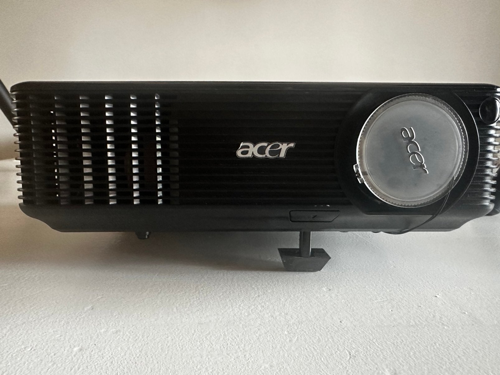 Acer P1101 HDMI Beamer, Ophalen of Verzenden, Zo goed als nieuw, LED