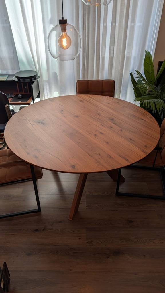 Goossens Eettafel Het Gesprek - Rond Eikenhout 140cm, Ophalen, Gebruikt, Vier personen, 100 tot 150 cm
