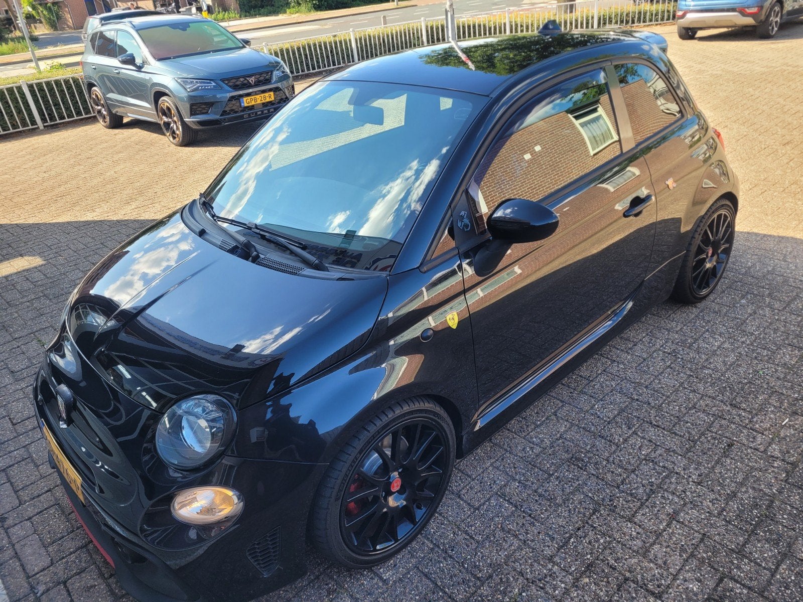 Fiat 500 1.4 Abarth C 2010 Zwart, Voorwielaandrijving, 40 €/maand, Zwart, Zwart