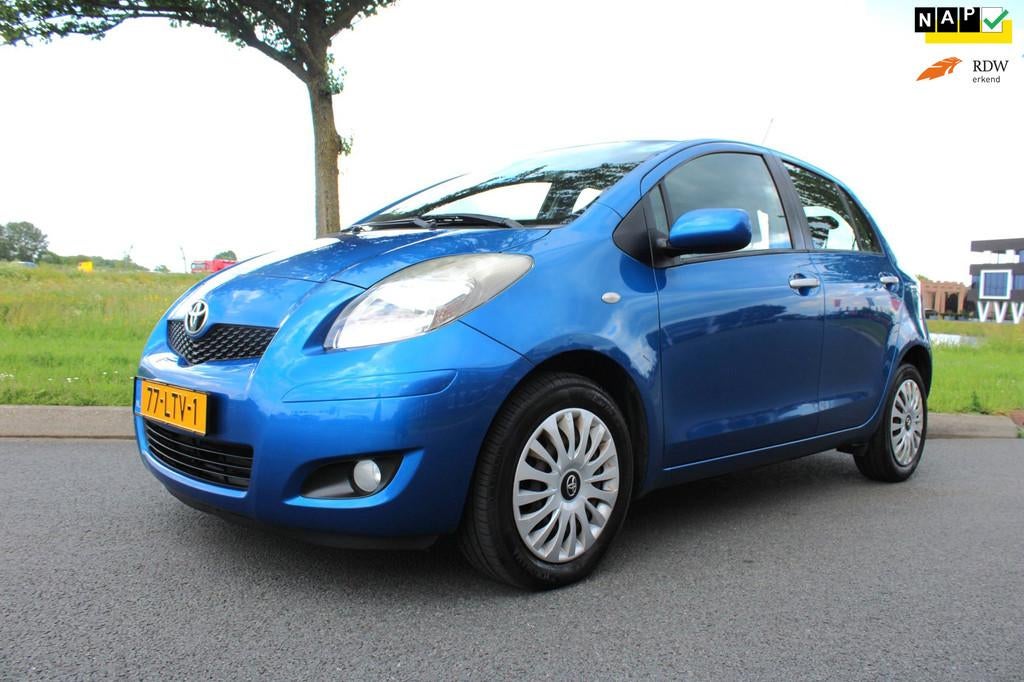 Toyota Yaris 1.3 VVTi Aspiration Climate Control, Voorwielaandrijving, 1025 kg, Zwart, 4 cilinders