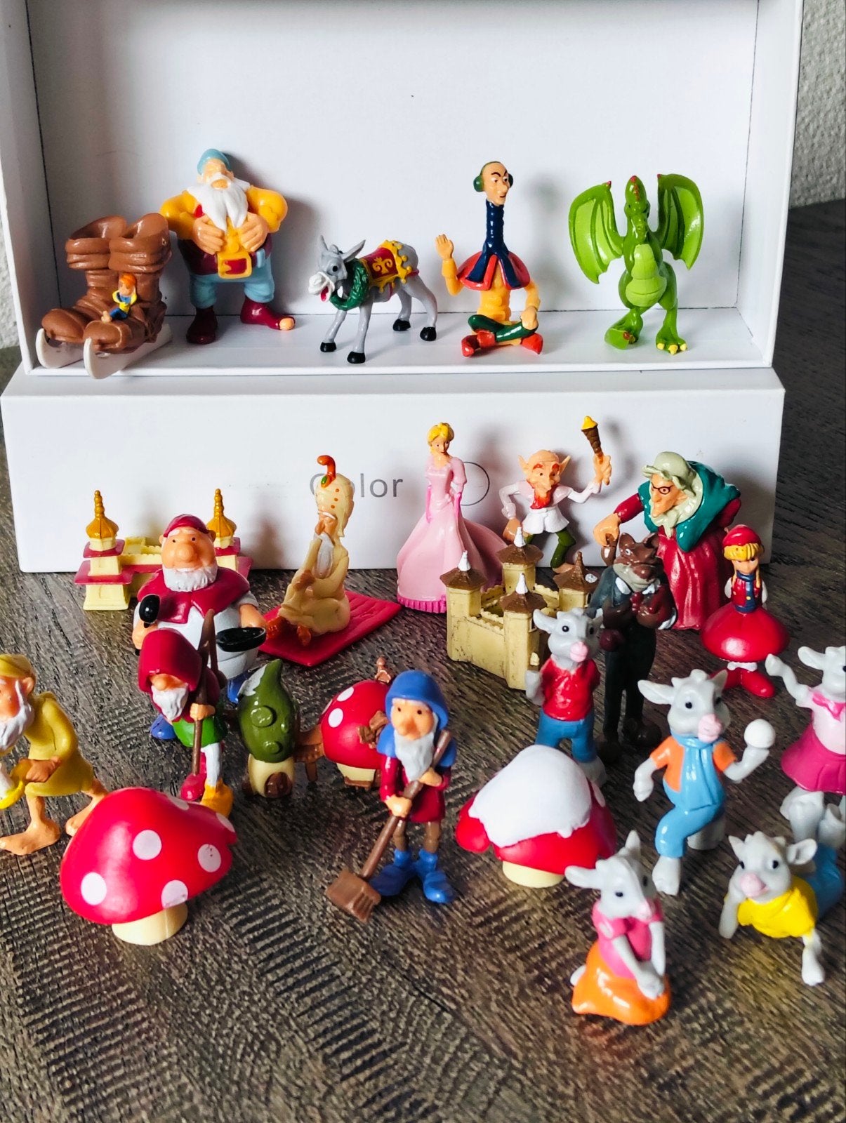 Efteling sprookjesbos figuren poppetjes, Ophalen of Verzenden, Zo goed als nieuw, Beeldje of Poppetje