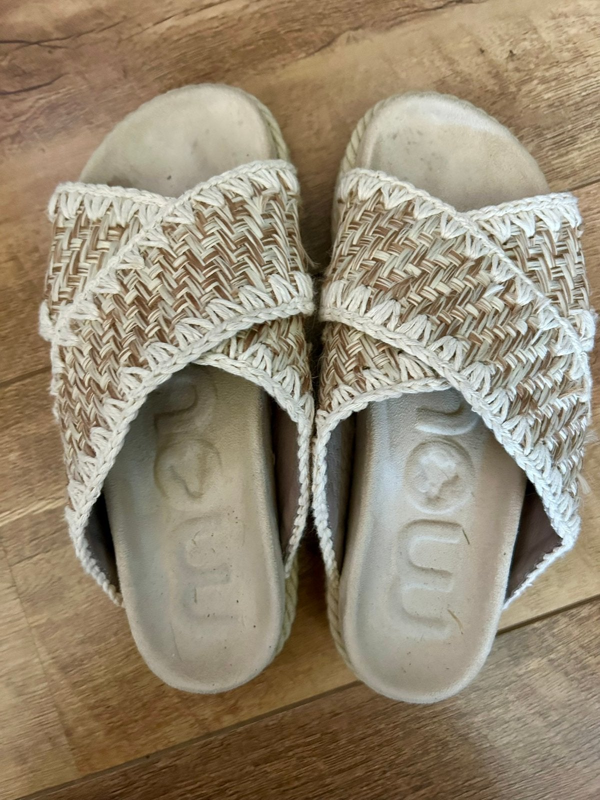 Zgan Mou slippers maat 38, Slippers, Beige, Ophalen of Verzenden, Zo goed als nieuw