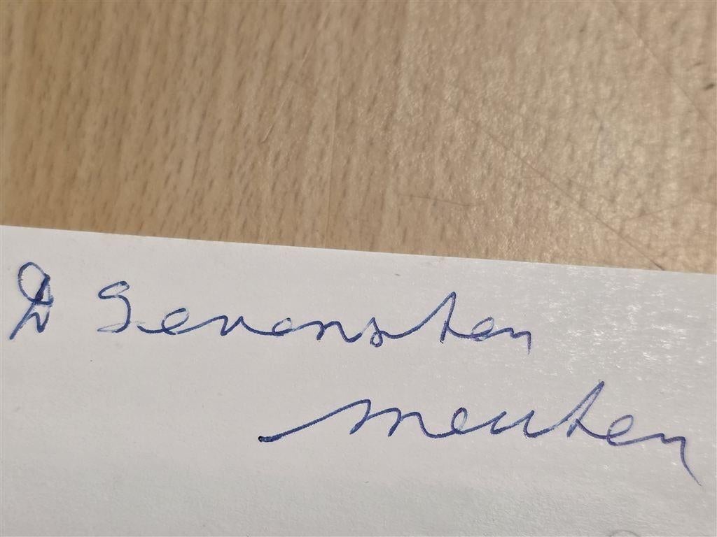 Krewerd — Jeugdherinneringen van een Moeder-Oma [Gesigneerd], Ophalen of Verzenden, Gelezen