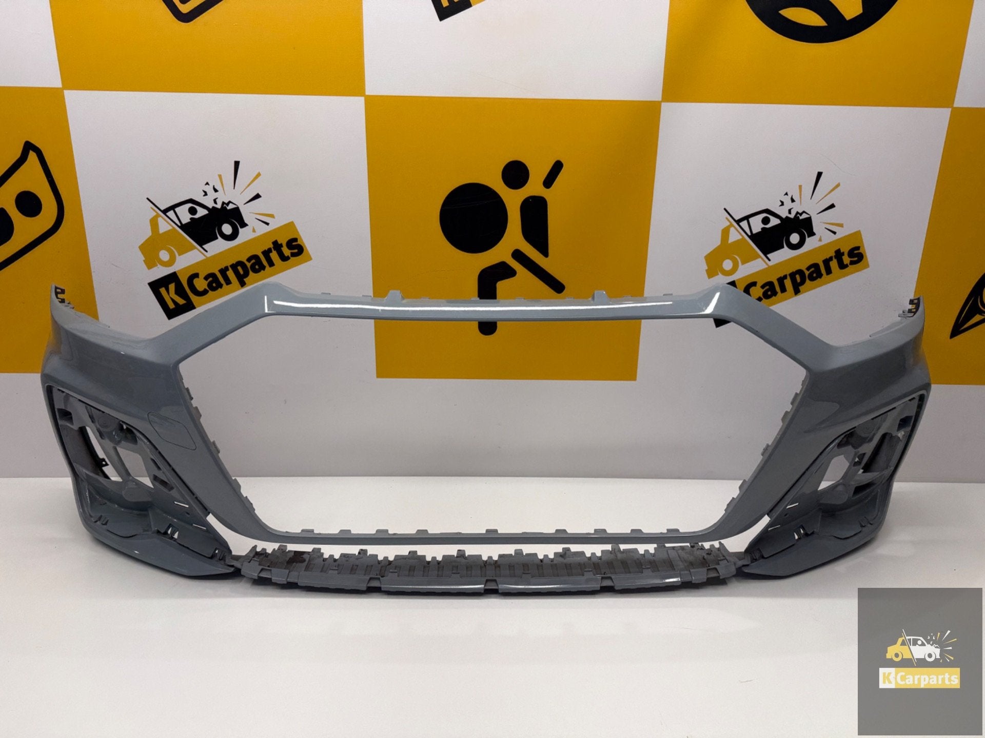 AUDI A1 II S-LINE voorbumper 82A807437F origineel bumper
