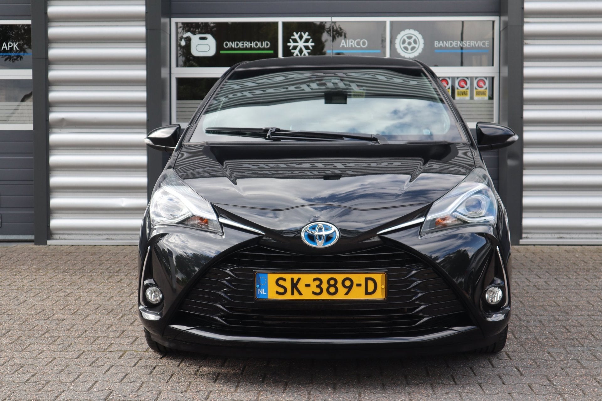 Toyota Yaris 1.5 Hybrid Premium, Auto's, Gebruikt, Euro 6, 4 cilinders, Origineel Nederlands