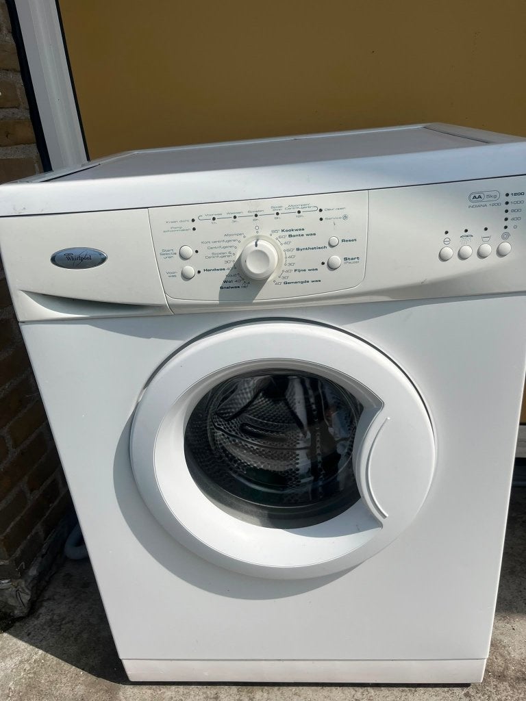 Whirlpool Indiana 1200 wasmachine 5 kg – €20 – zelf ophalen, Ophalen, 1200 tot 1600 toeren, Gebruikt, 4 tot 6 kg
