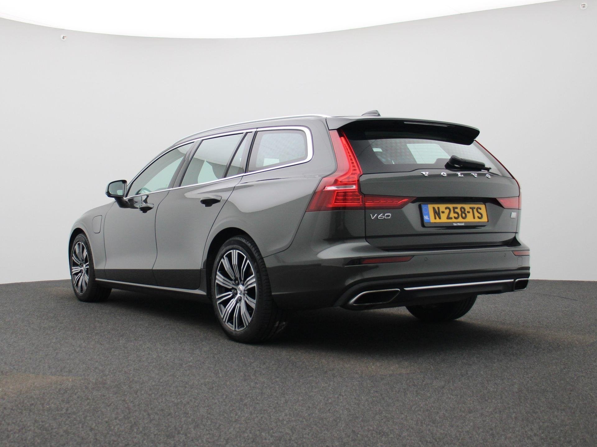 Volvo V60 2.0 T6 Recharge AWD Inscription Expression | Stoel, 12 maanden, Gebruikt, Euro 6, 4 cilinders