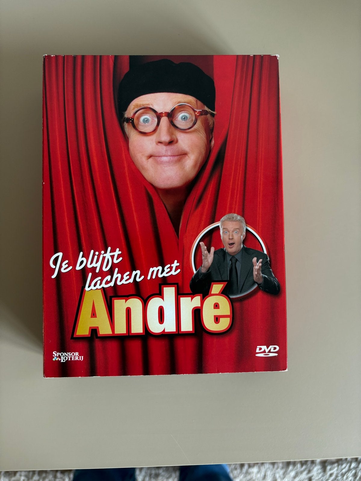 Je blijft lachen met André - DVD Boxset, Cd's en Dvd's, Bonusmateriaal, Alle leeftijden, Zo goed als nieuw, Cabaret
