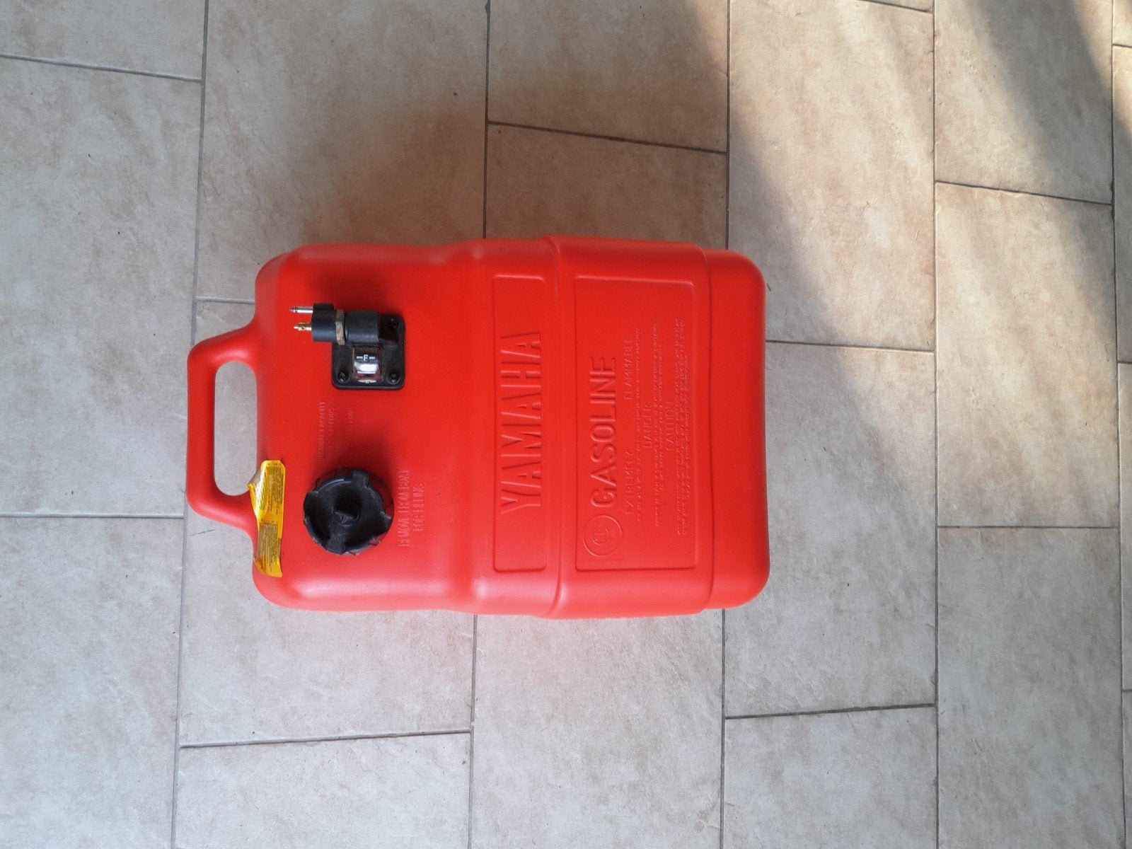 Yamaha 25 ltr brandstoftank met niveaumeter, Watersport en Boten, Accessoires en Onderhoud, Ophalen, Zo goed als nieuw, Motor en Techniek