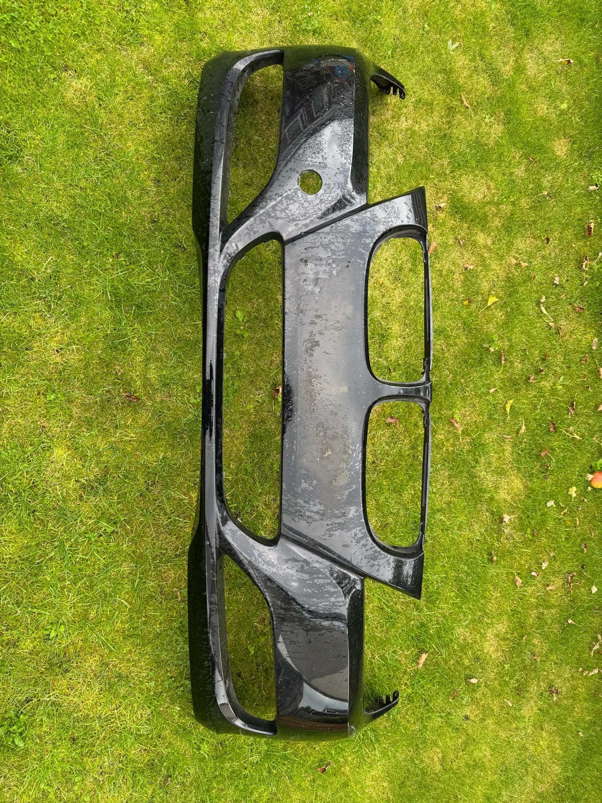 Voorbumper BMW 318 E90 LCI Schwarz 668 zonder sproeiers/PDC, Ophalen, Gebruikt, Voor, Bumper