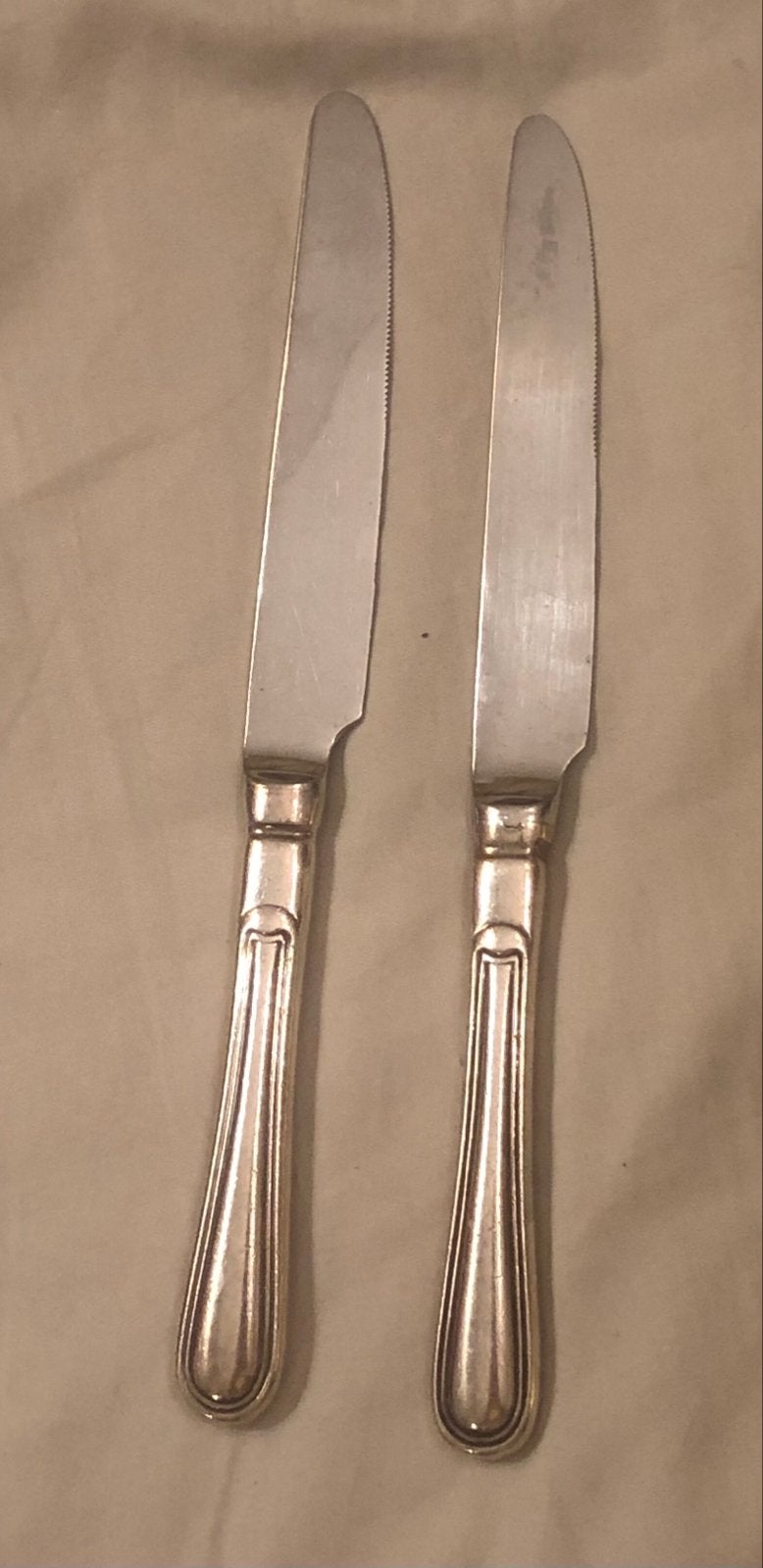 Set van 2 verzilverde basis 100 Sola serie Oud London messen, Ophalen of Verzenden