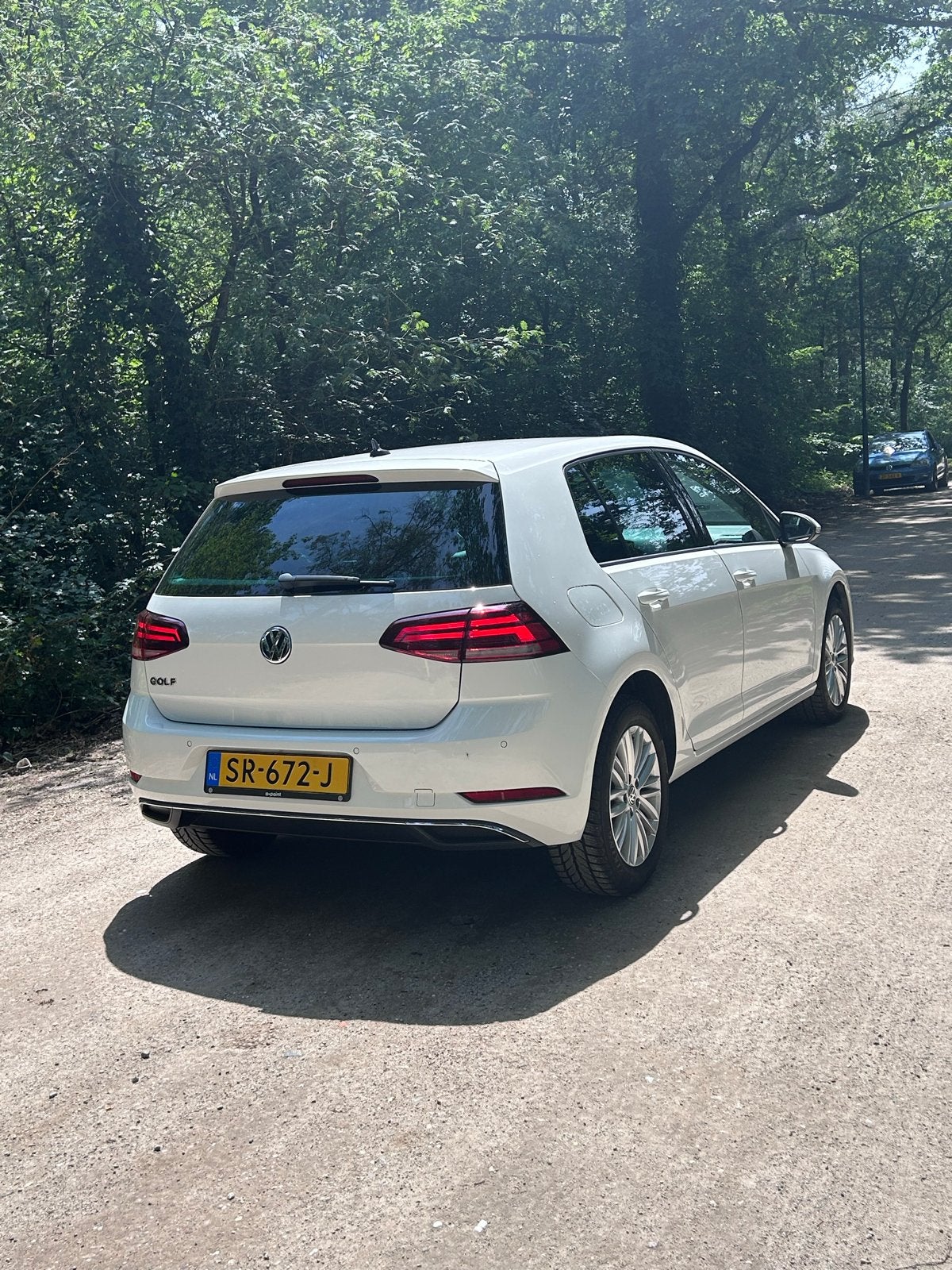 Volkswagen Golf 1.0 TSI 110pk 5D 2018 Wit, Auto's, Wit, Origineel Nederlands, Bedrijf, Handgeschakeld