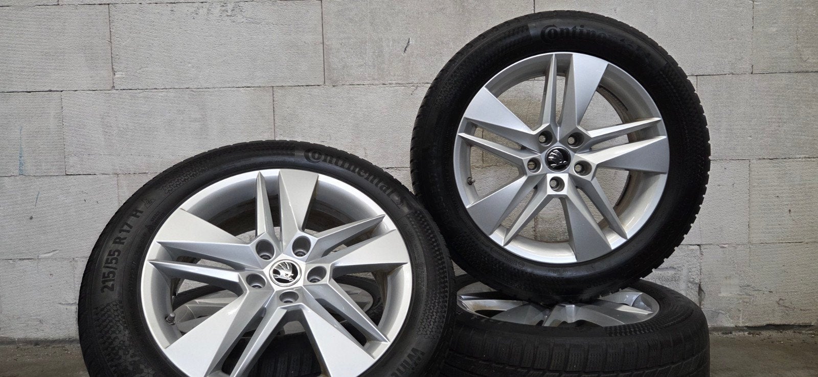 17" Skoda Superb / Karoq org velgen Continental winterbanden, Auto-onderdelen, Banden en Velgen, Banden en Velgen, 17 inch, V