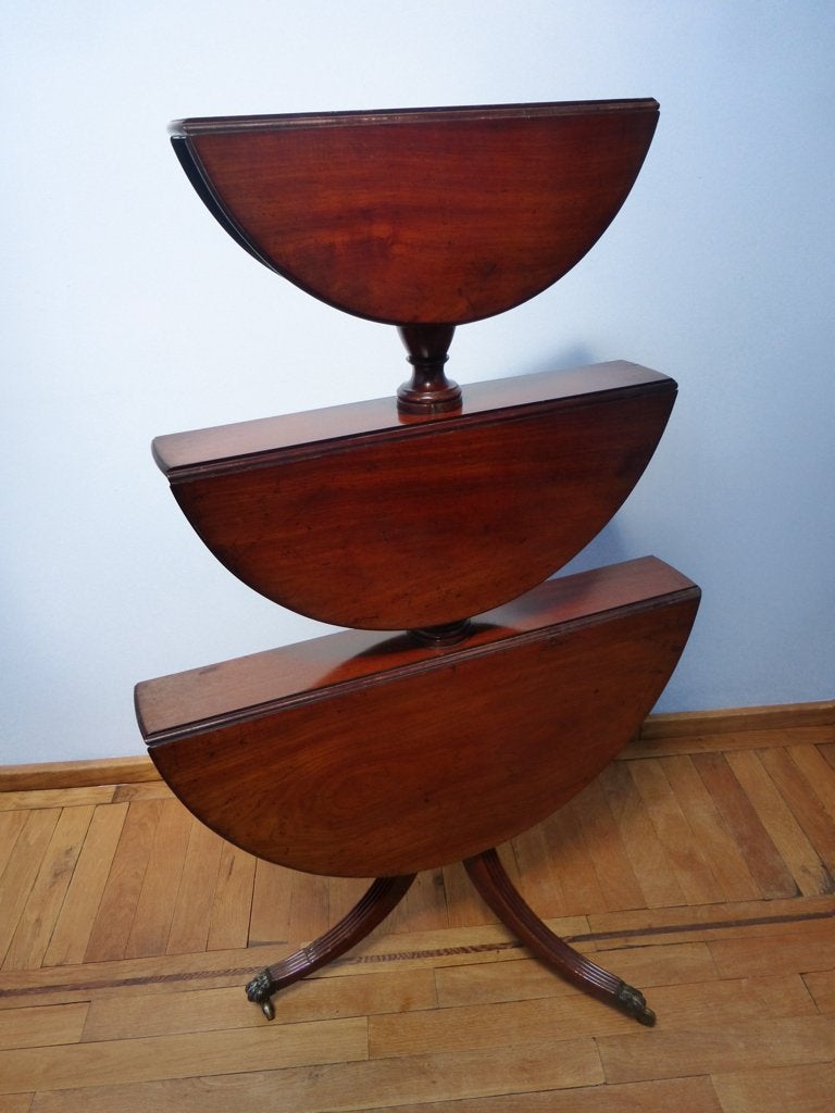 Grote inklapbare mahonie etagere , dump waiter 19e eeuw., Ophalen