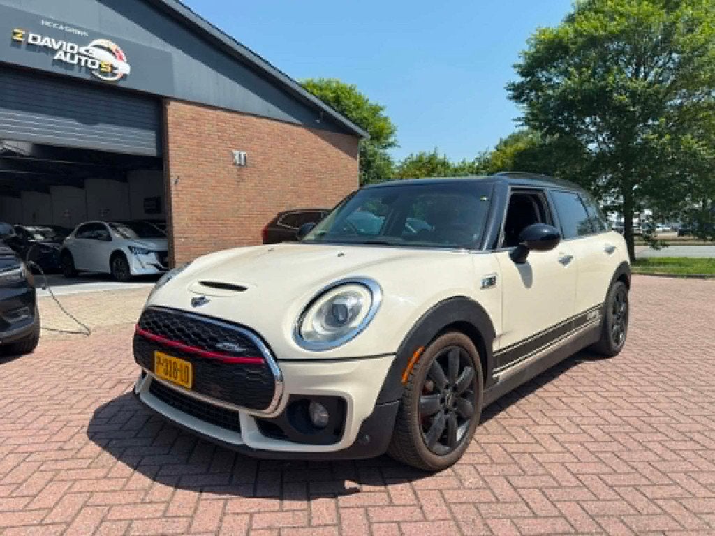 Mini Mini Clubman 2.0 Cooper S ALL4 Chili Serious Business, Automaat, 1998 cc, Wit, Stationwagon