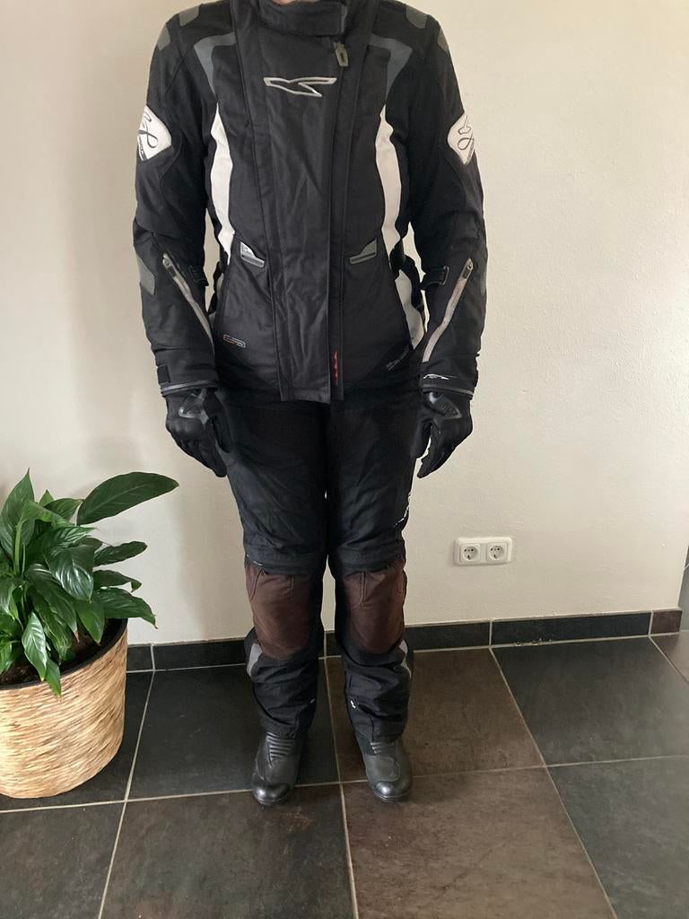 Macna motorpak in zeer goede staat. Maat L, 3 laags systeem, Motoren, Kleding | Motorkleding, Ophalen of Verzenden, Tweedehands