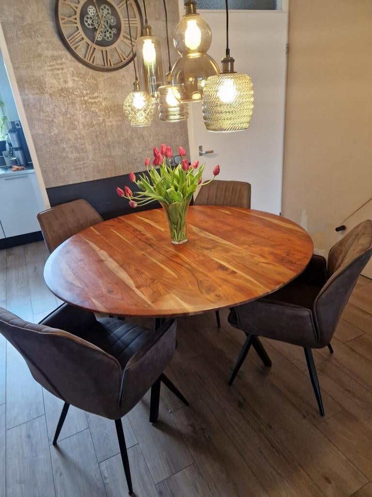 Z.G.A.N ronde massief mangohout eettafel 4 eetkamer stoelen, Huis en Inrichting, Ophalen, Zo goed als nieuw, Modern, 4 tot 6 stoelen