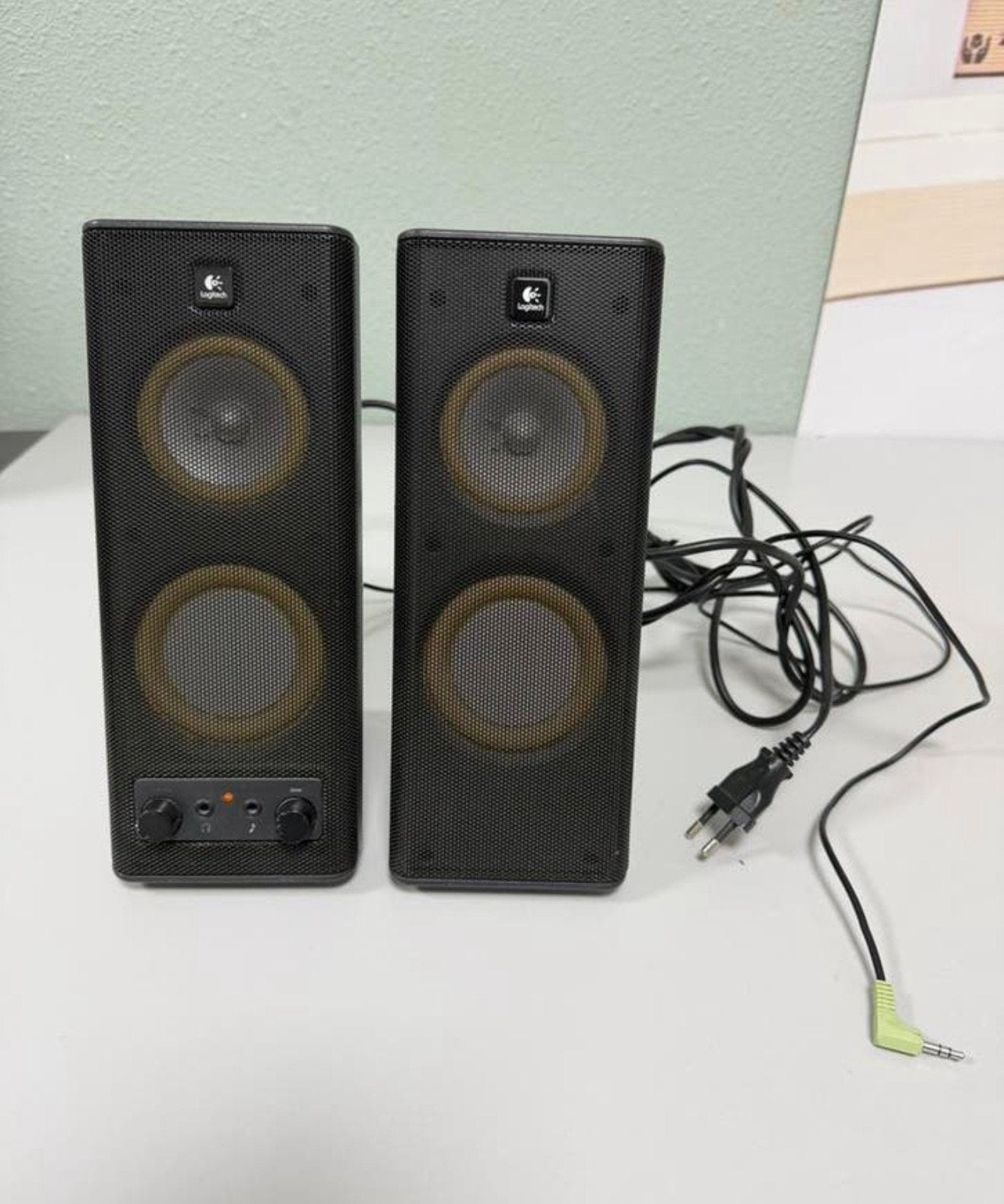 Logitech X-140 PC Computer Speakers 2.0 Set met Bass Control, Audiokanaal 2, Ophalen of Verzenden, Zo goed als nieuw, H