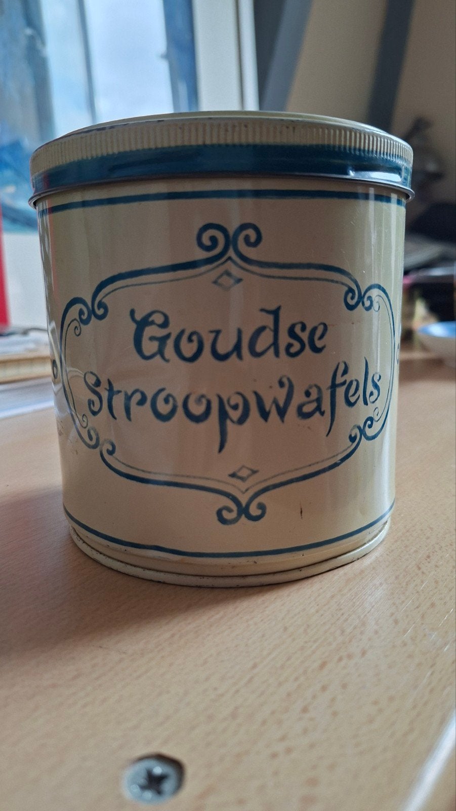 Oud stroopwafelblik met Hollandse taferelen, Ophalen of Verzenden