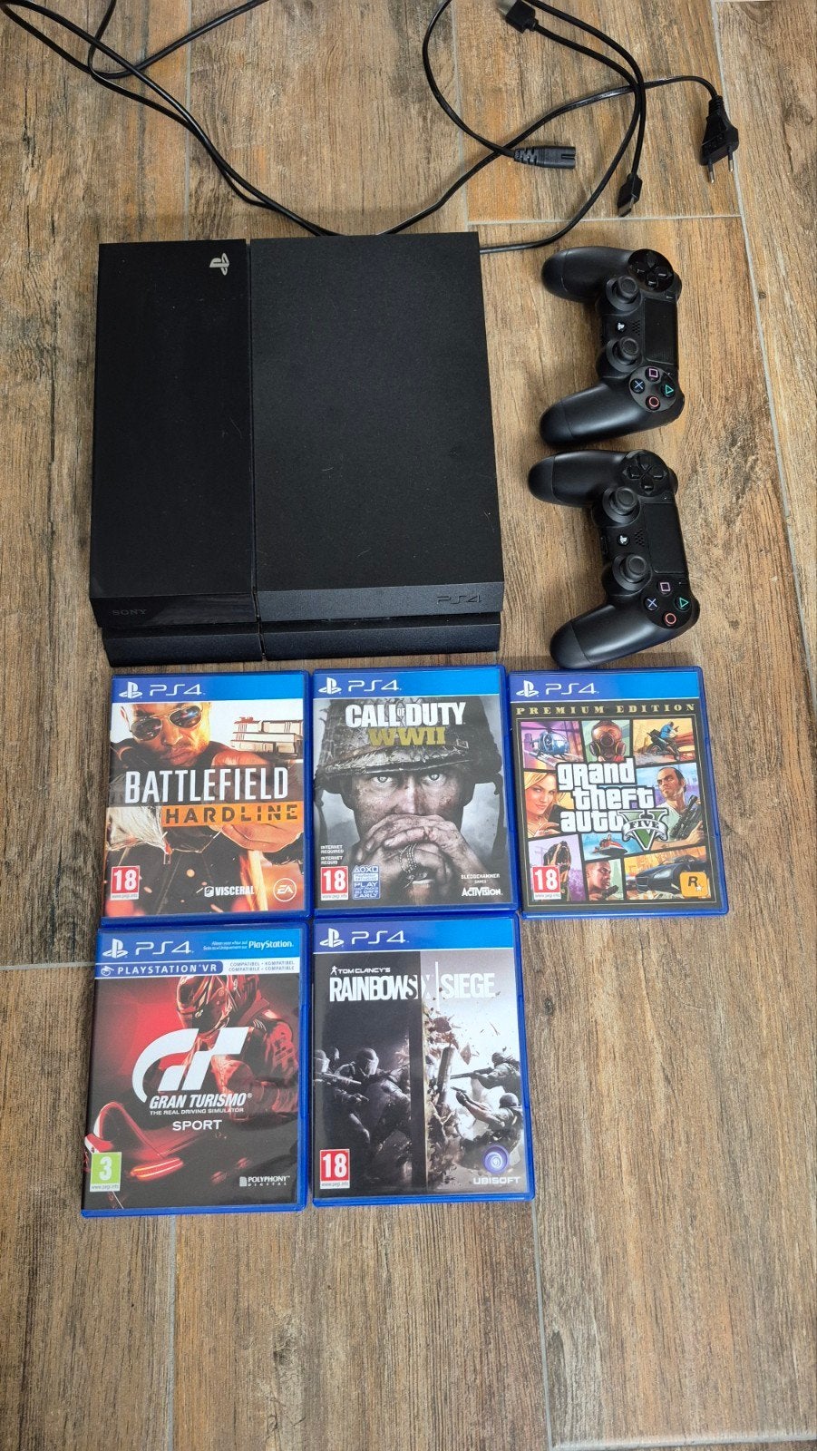 PS4 500GB met 5 games en 2 controllers, Ophalen of Verzenden