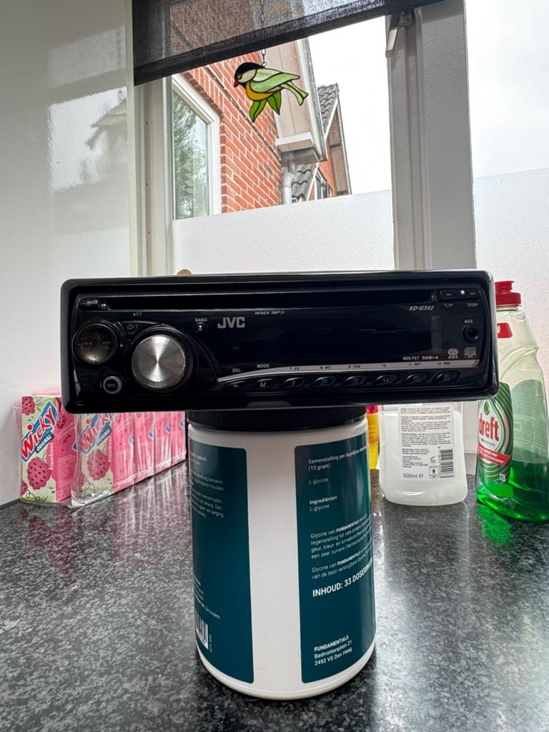 Autoradio JVC KD-G342 met anti diefstal, Auto diversen, Ophalen of Verzenden, Gebruikt