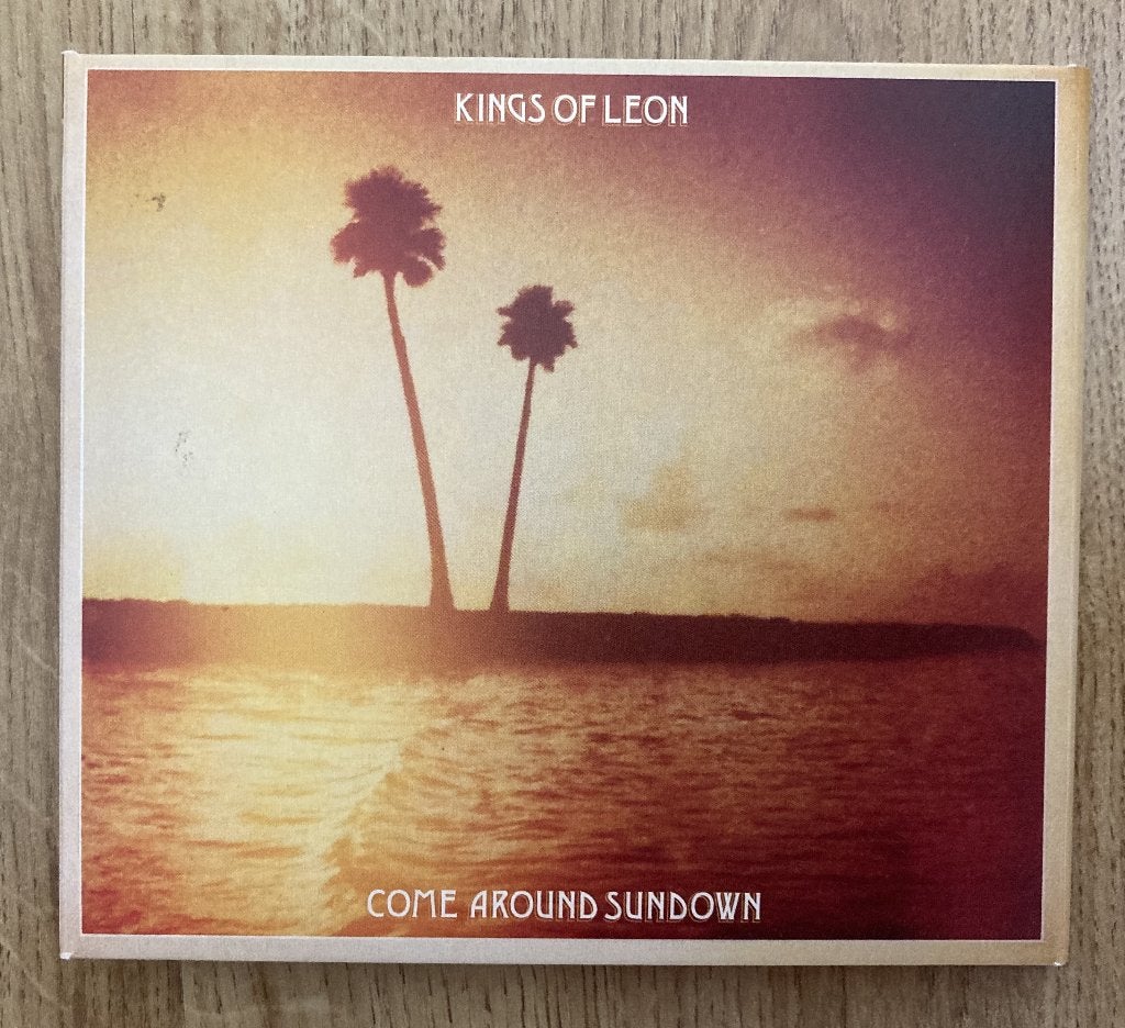 CD Kings of Leon - Come around sundown (2 CD's), Ophalen of Verzenden, Zo goed als nieuw, Poprock