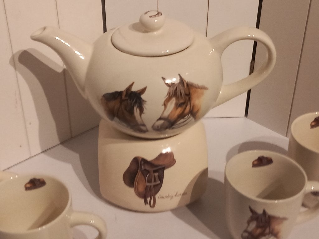 Jet servies Horses. (Paarden)., Keramiek, Overige typen, Ophalen of Verzenden, Zo goed als nieuw