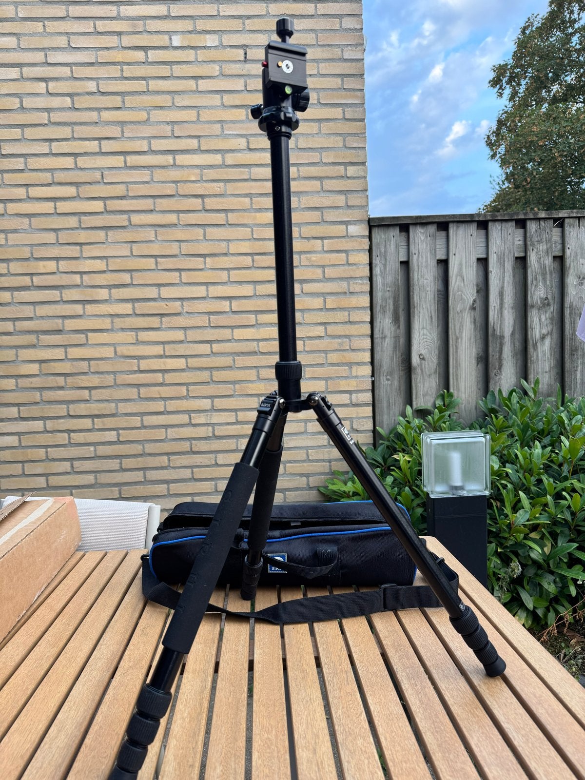 Sirui T-1004XL statief + E-10 balhoofd + originele tas, Ophalen of Verzenden, Zo goed als nieuw, Balhoofd, Sirui