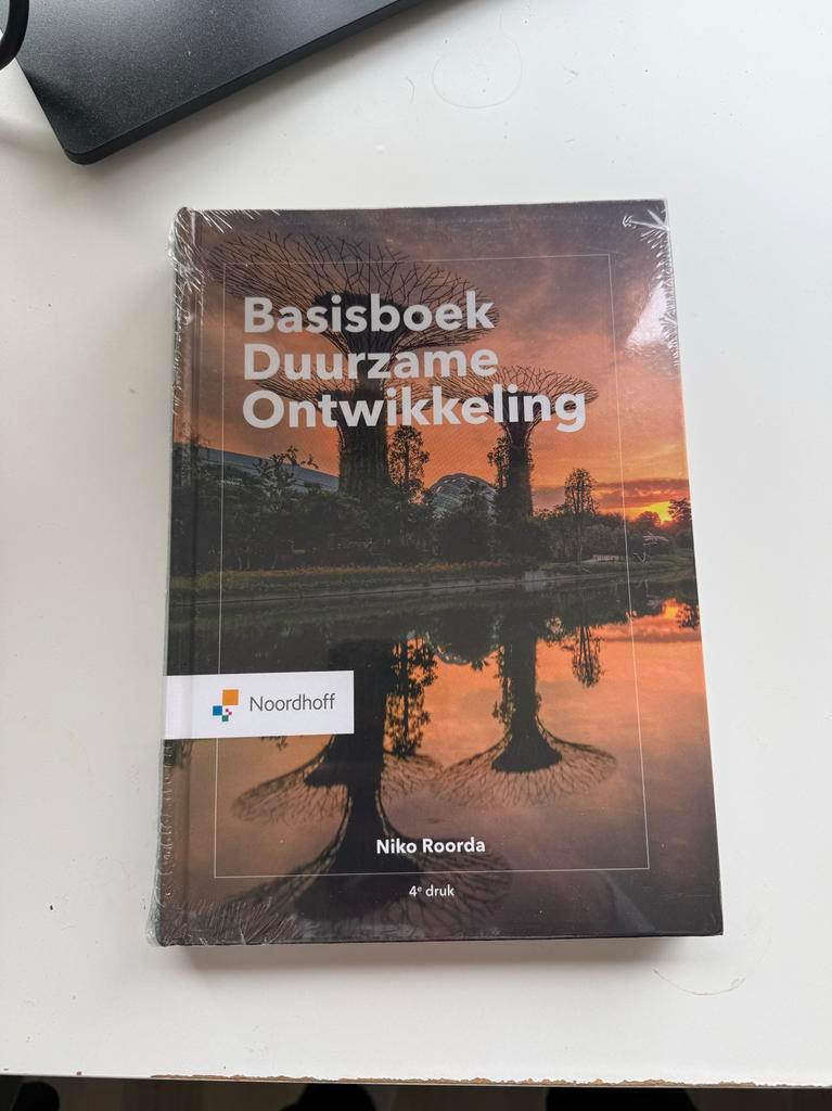 Basisboek Duurzame Ontwikkeling - Niko Roorda, Ophalen of Verzenden, Gamma, Nieuw, HBO