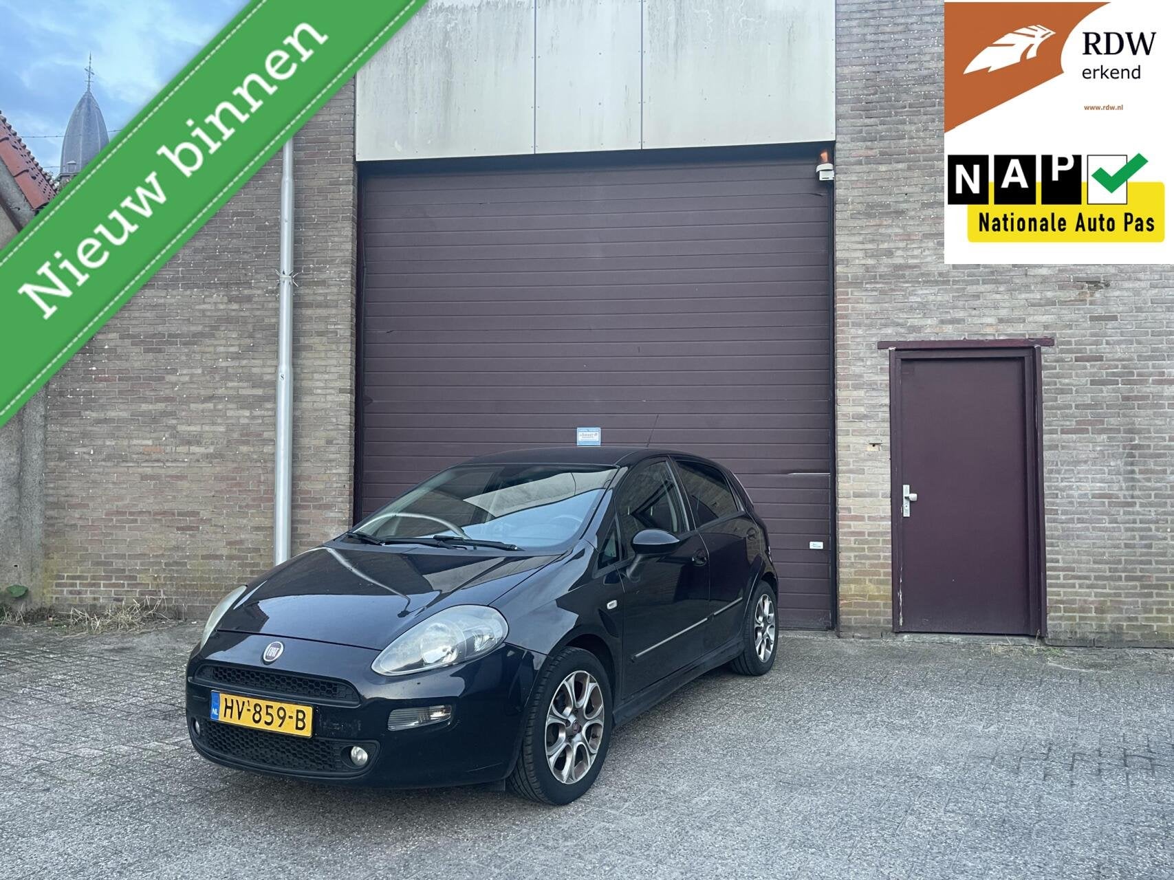 Fiat Punto 1.3 JTD Dynamic 2015 182DKM | NAP | AIRCO | APK, Voorwielaandrijving, Euro 5, Gebruikt, 4 cilinders