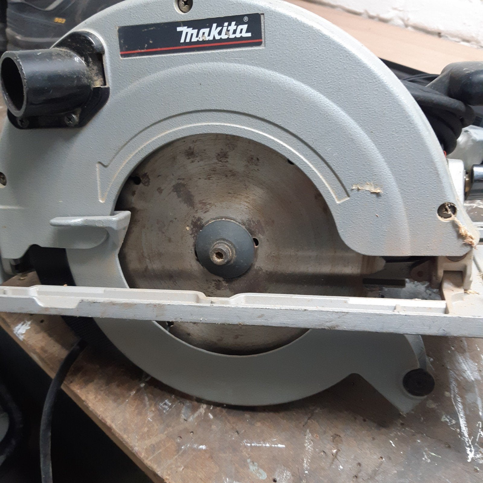 Makita Cirkelzaag 5903R - Krachtige 2000W zaag, Ophalen, Gebruikt, Cirkelzaag, 70 mm of meer