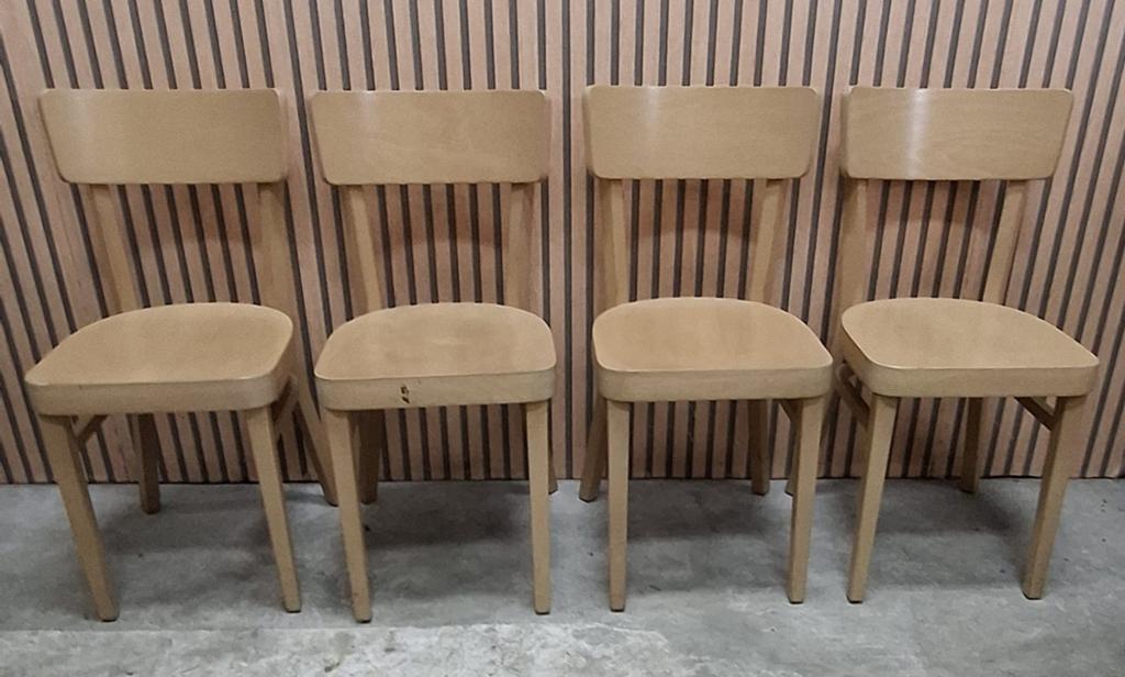4 x cafestoelen hout Bentwood cafe bistro horeca stoelen, Ophalen of Verzenden, Zo goed als nieuw, Hout, Vijf, Zes of meer stoelen