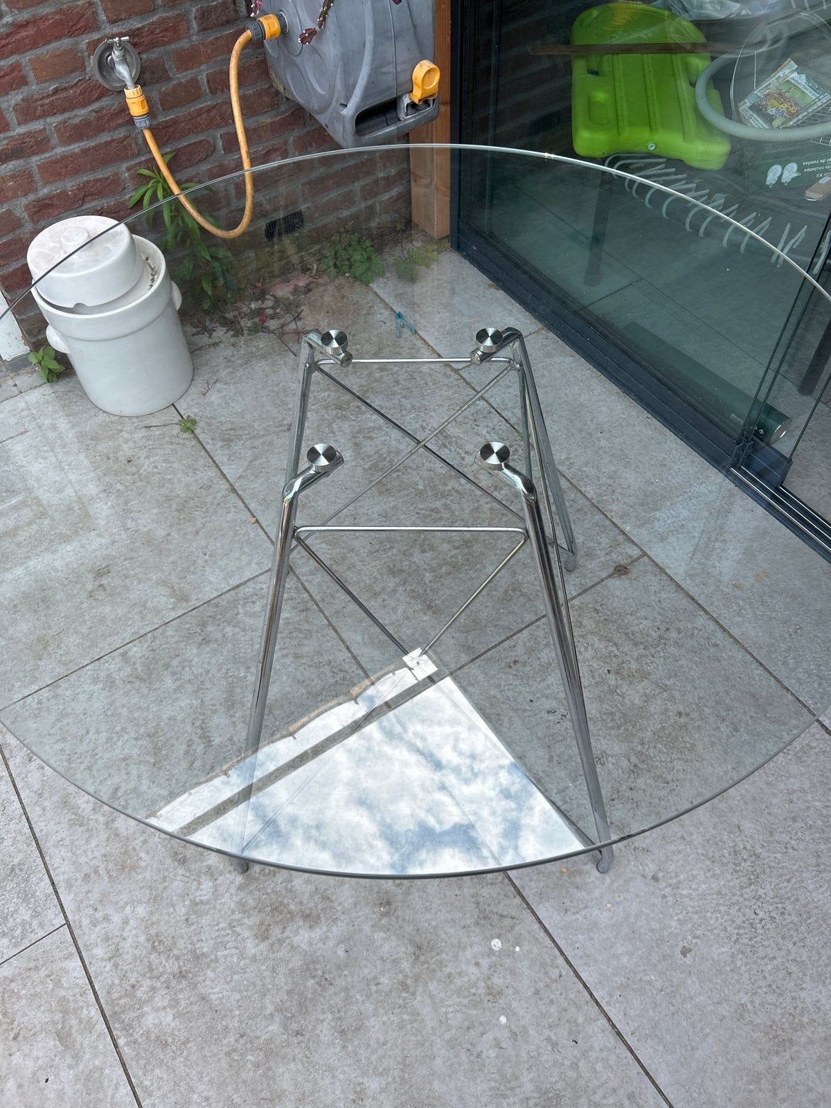 Mooie ronde glazen tafel. H:75 doorsnede 100cm, Ophalen, Zo goed als nieuw, Rond, 100 tot 150 cm