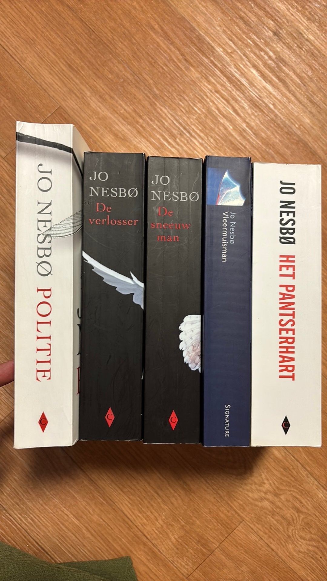 Jo Nesbo - 5x Harry Hole oa Pantserhart, Politie, Verlosser, Ophalen of Verzenden, Gelezen, Nederland