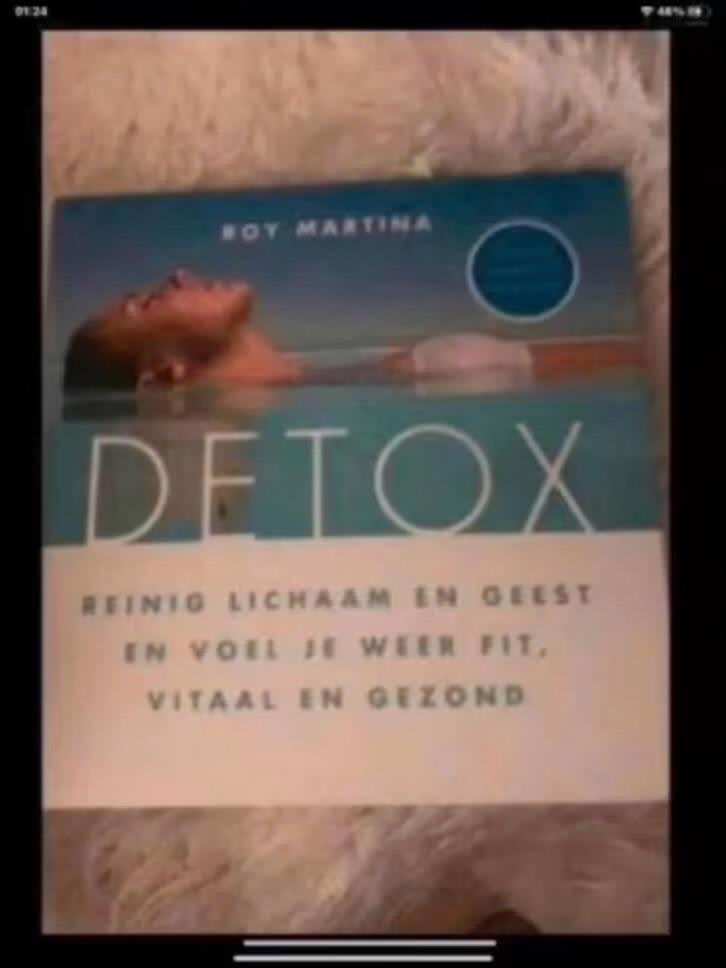Detox, Verzenden