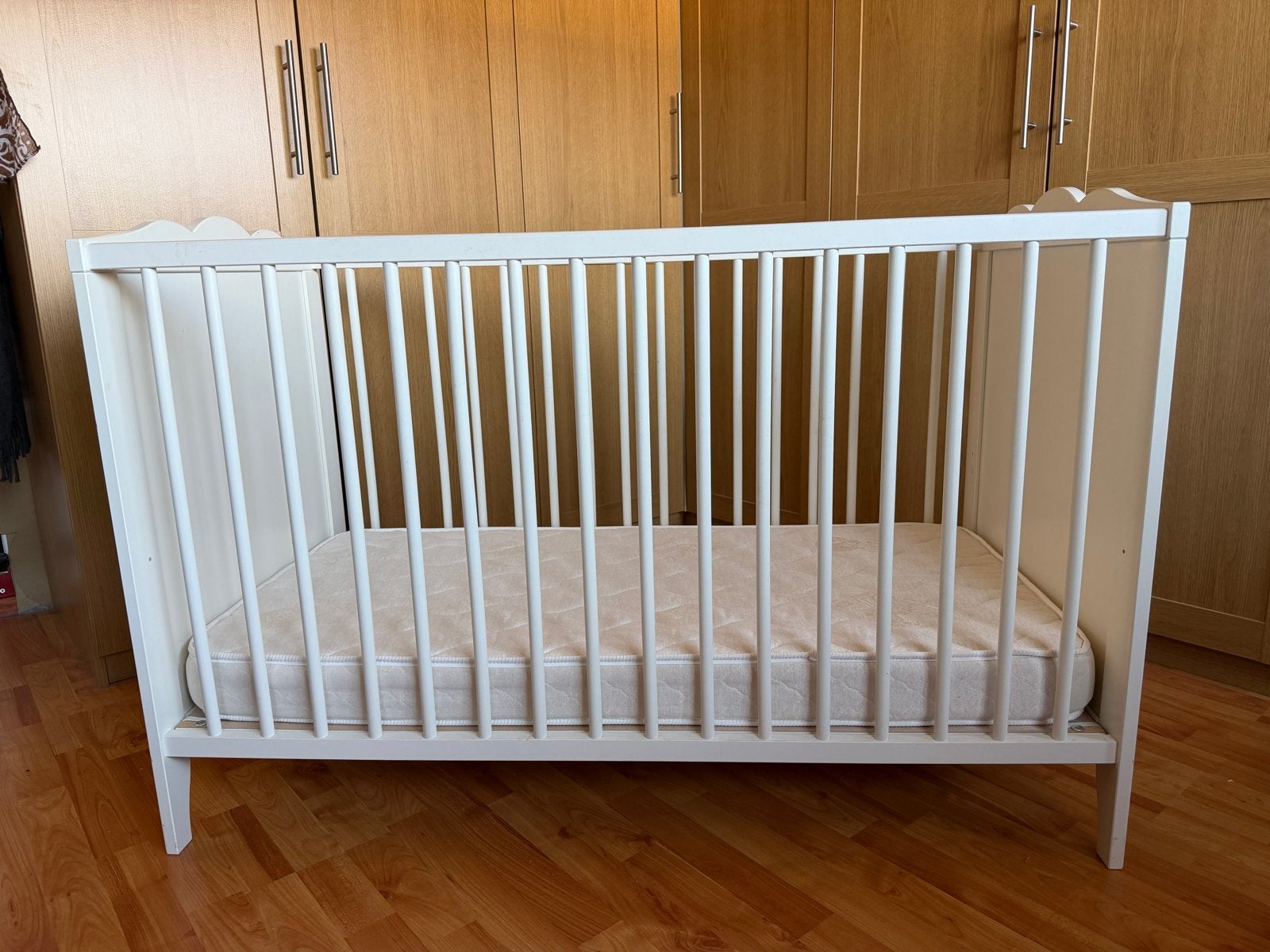 Ikea bedje hensvik, Ophalen of Verzenden, Gebruikt, Ledikant