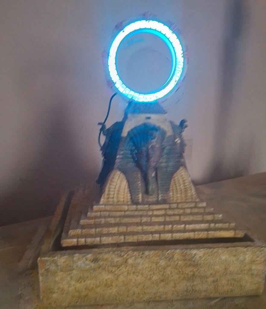 Zeer fraai uniek Stargate diorama!, Ophalen of Verzenden, Zo goed als nieuw, Film, Beeldje, Replica of Model