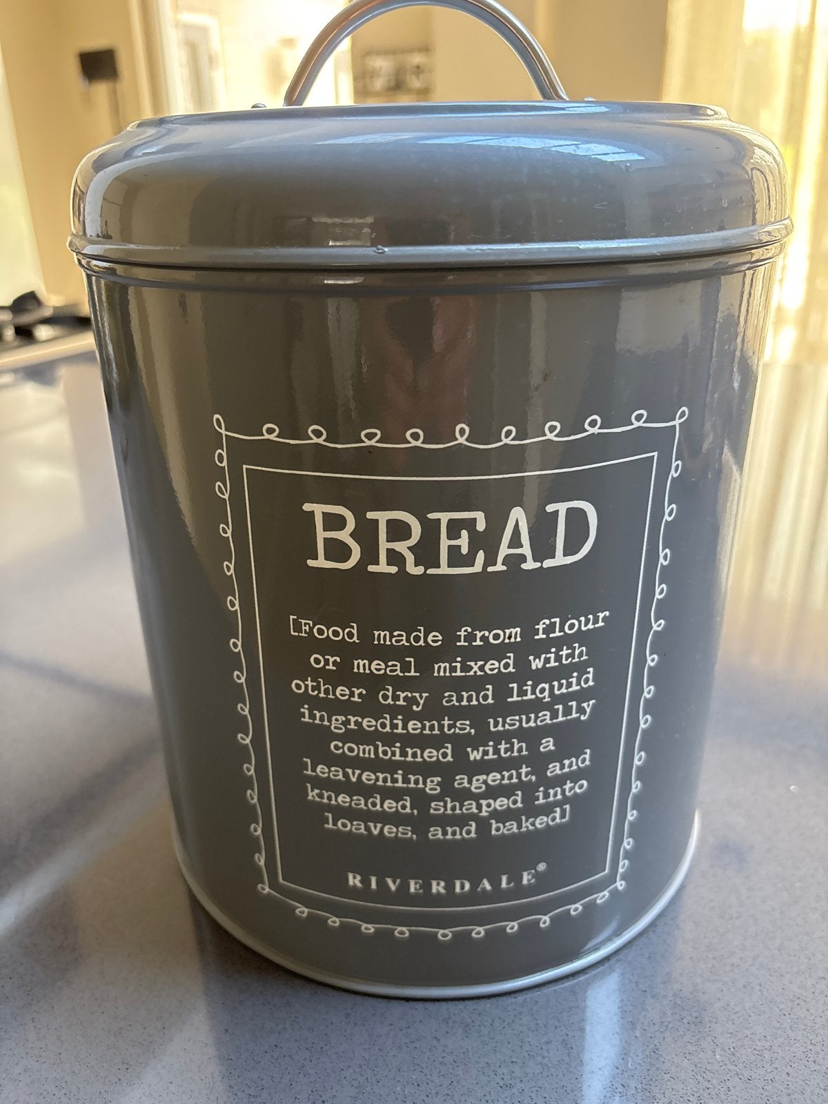 Riverdale Broodtrommel - Grijs met 'BREAD' opdruk, Ophalen, Zo goed als nieuw, Metaal, Broodtrommel