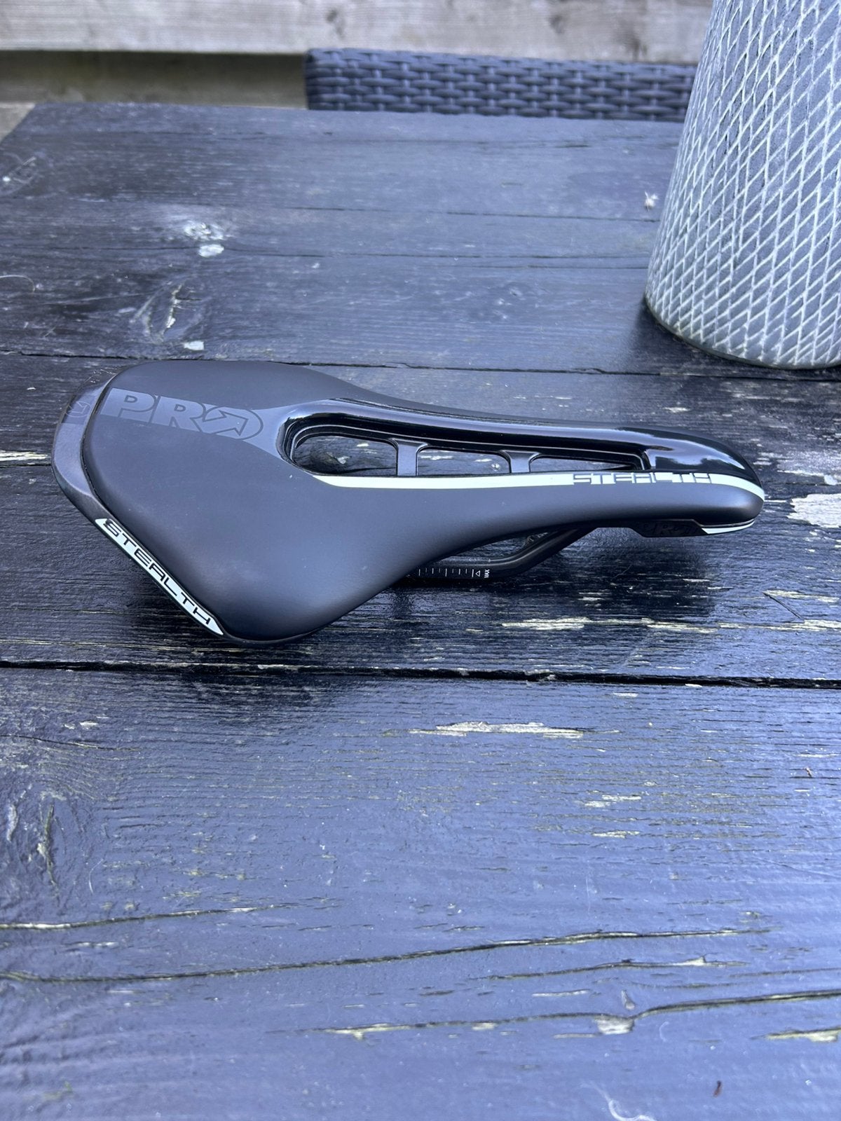Pro Stealth zadel 152 breed, Ophalen of Verzenden, Zo goed als nieuw, Zadel, Carbon