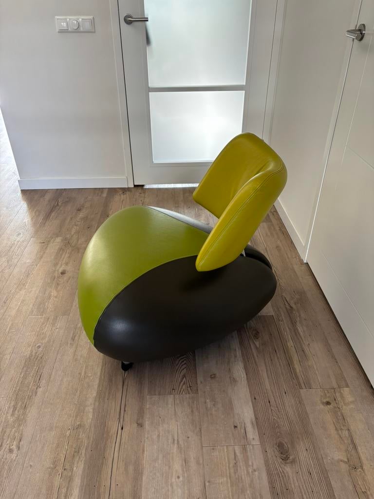 Als nieuw Leolux Pallone leren fauteuil, Huis en Inrichting, Fauteuils, Ophalen, Zo goed als nieuw, 75 tot 100 cm, Modern