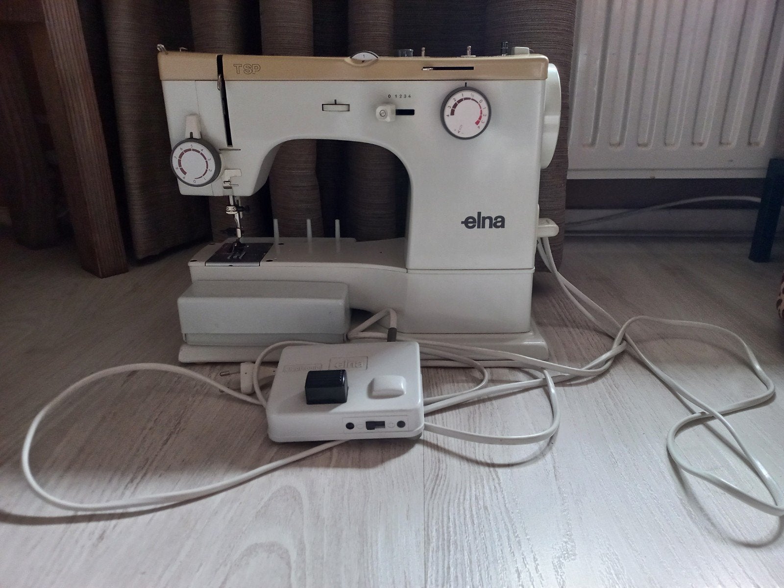 Elna TSP vintage naaimachine - Goede staat (m2455031876) — Naaimachines ...