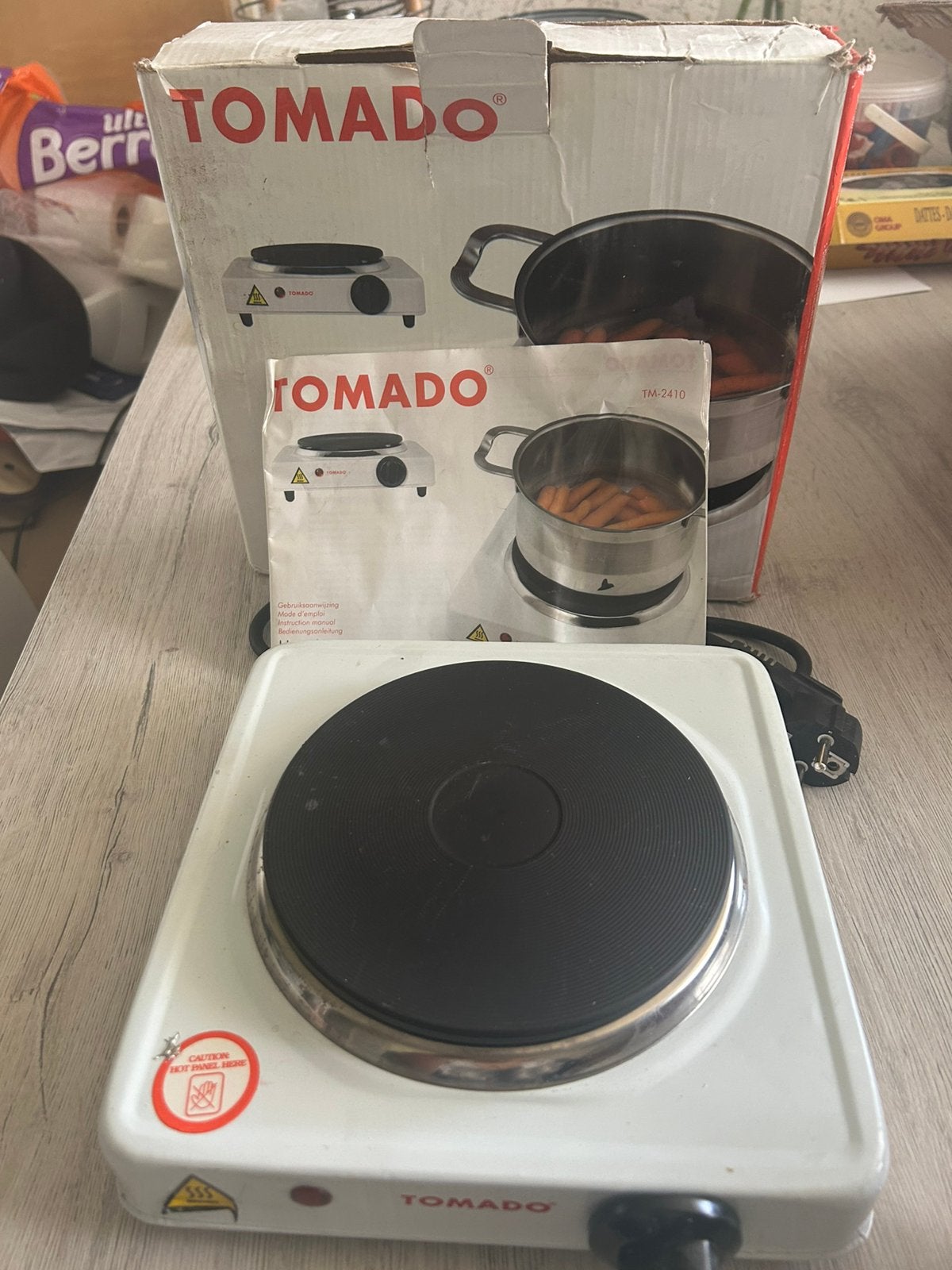 Bijna nieuw Tomado kookplaat, Witgoed en Apparatuur, Kookplaten, Ophalen of Verzenden, Zo goed als nieuw, Vrijstaand, Elektrisch