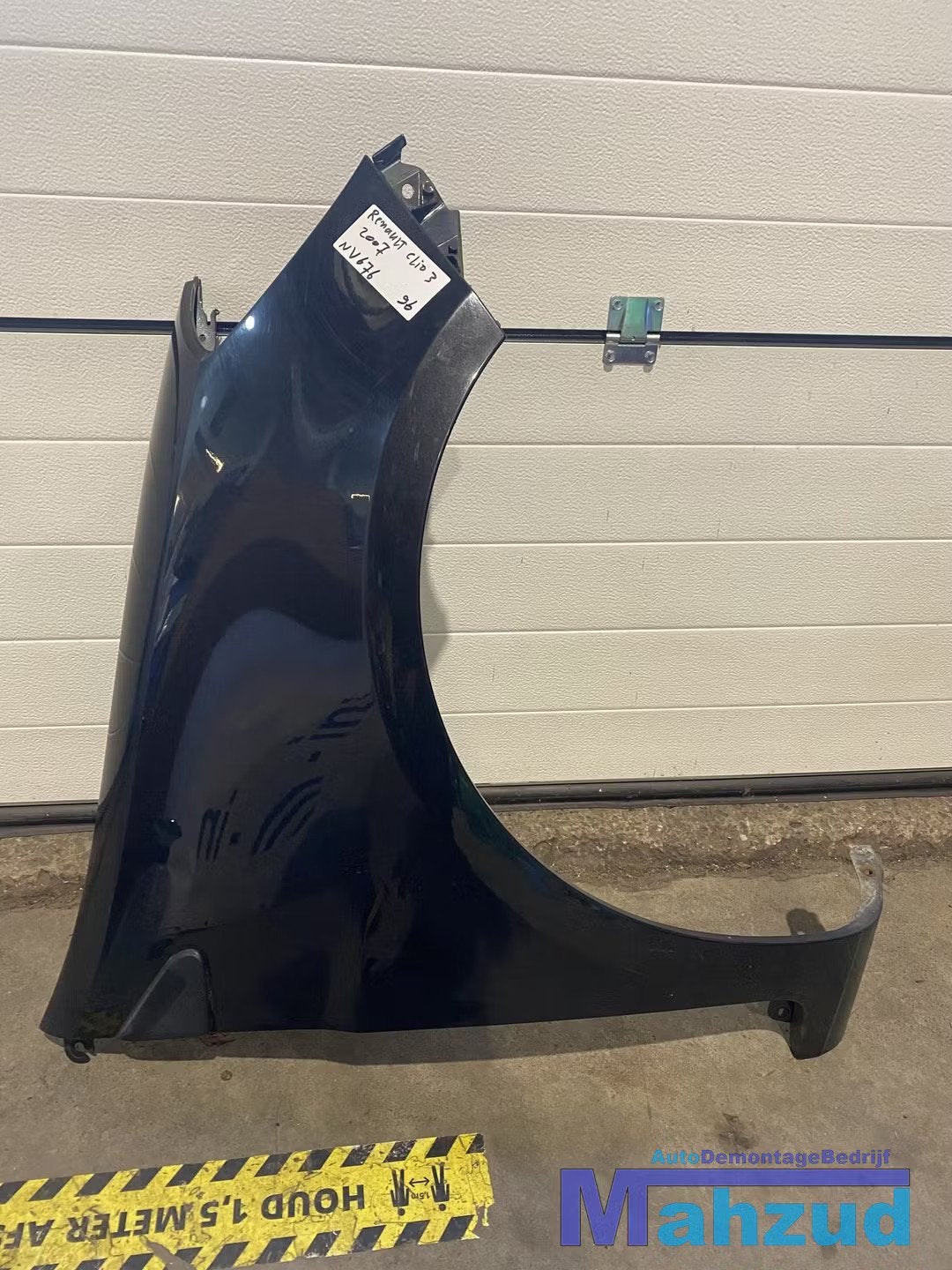 RENAULT CLIO 3 Zwart NV676 Rechts scherm voorscherm 2005-201, Auto-onderdelen, Renault Group, Gebruikt, Contact.group@renault.com