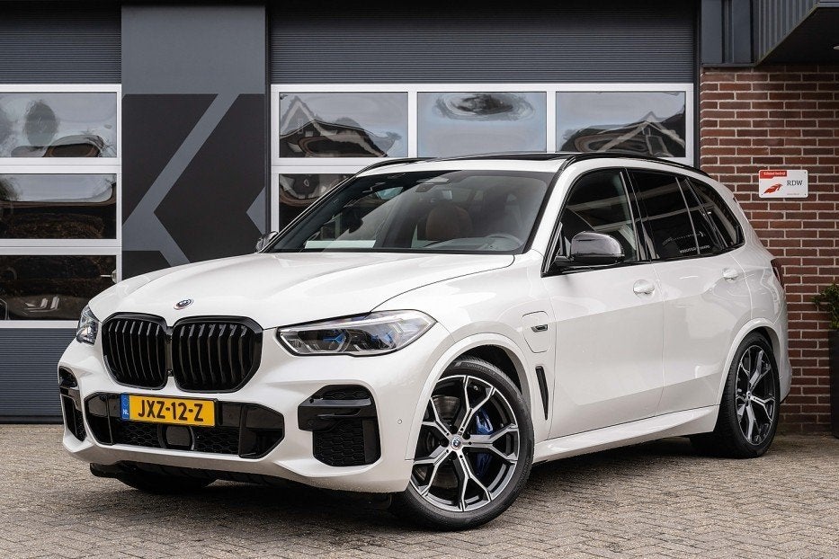 BMW X5 xDrive45e M-Sport | Panorama | Harman/Kardon | Head-U, Gebruikt, X5, 394 pk, Wit