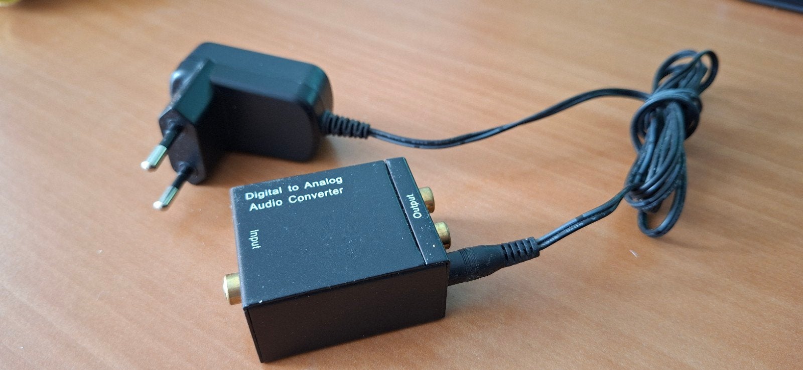 Digitale naar Analoge Audio Converter met Adapter, Ophalen of Verzenden, Gebruikt